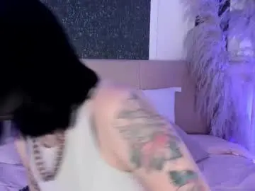 Scolw  live sex cam