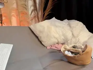 Serenity_day  live sex cam