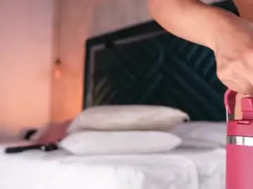 Sofi_moreno  live sex cam