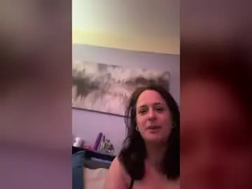 Twystkrys  live sex cam