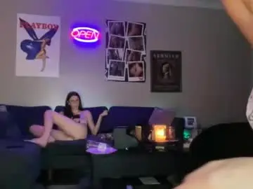 Urdadsfavorite  live sex cam