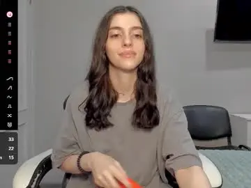 Broosnica1  live sex cam