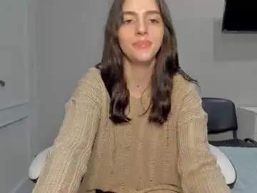 Broosnica1  live sex cam