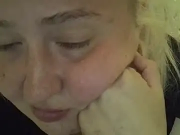 Curvywild_lady30  live sex cam