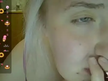 Curvywild_lady30  live sex cam