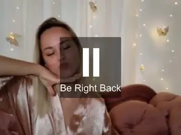 Cutie_xoxo_  live sex cam