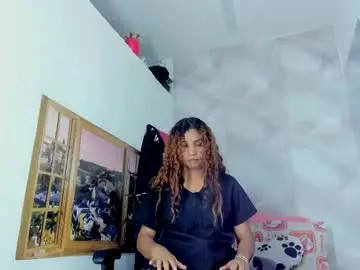 Ellybloom  live sex cam