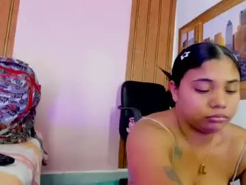 Ellybloom  live sex cam