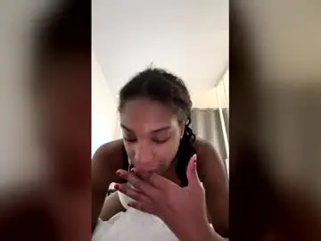 Emmalovance  live sex cam