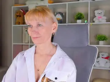 Julie_lucasss  live sex cam