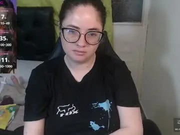 Kryystaladams  live sex cam