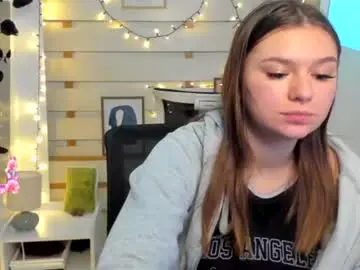 Monika_youu  live sex cam