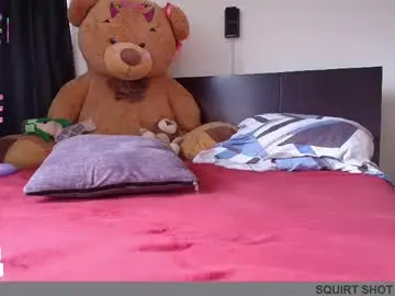 Samantta98  live sex cam