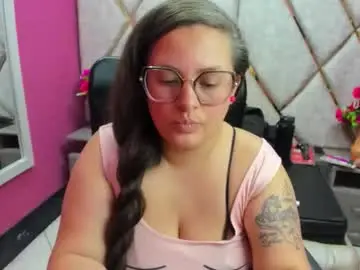 Sara_thonson_  live sex cam