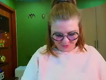 Veronikawgold  live sex cam