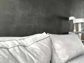 Vestaszanto  live sex cam