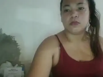 Daphne_143  live sex cam