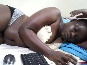 Freakylily  live sex cam