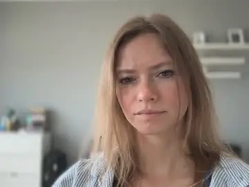 Lux_millie  live sex cam