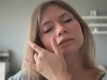 Lux_millie  live sex cam