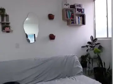 Meggan_foxxy  live sex cam