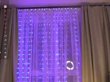 My_little_molly  live sex cam