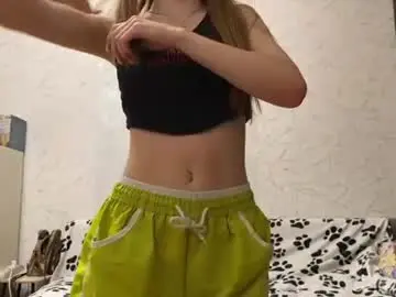 Phebeperfecto  live sex cam