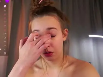 Philippadelmore  live sex cam