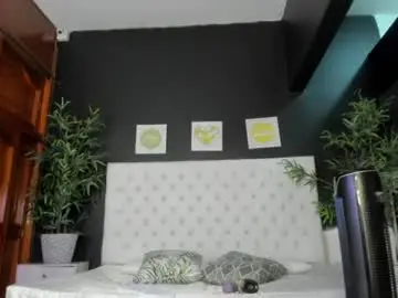 Sara_tukson  live sex cam