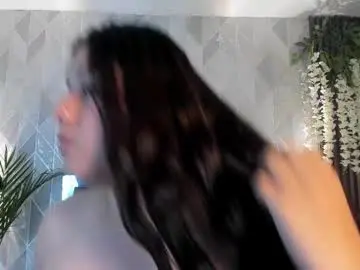 Sara_wood_  live sex cam