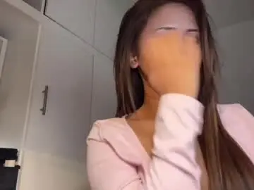 Sexyhotangelyn  live sex cam
