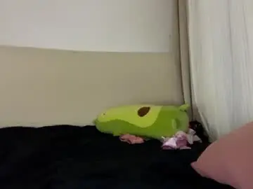 Sexyhotangelyn  live sex cam