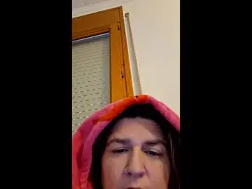 Silviahotty  live sex cam