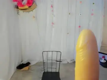 Yelina_mh  live sex cam