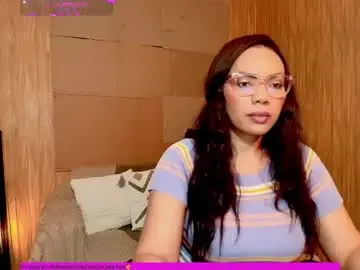 Gia_muse_  live sex cam
