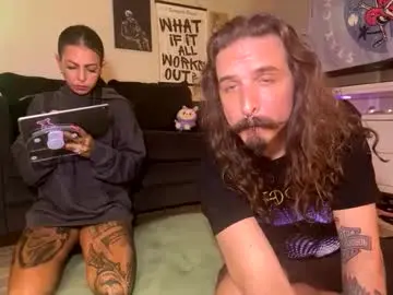 Henney1992  live sex cam