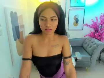 Julie_coper  live sex cam