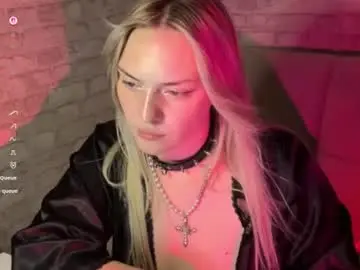 Kitsudoll  live sex cam