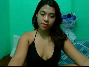 Lynskaye2005  live sex cam