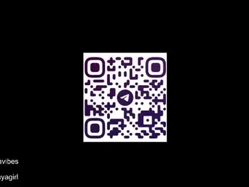 Maya_blonde18  live sex cam