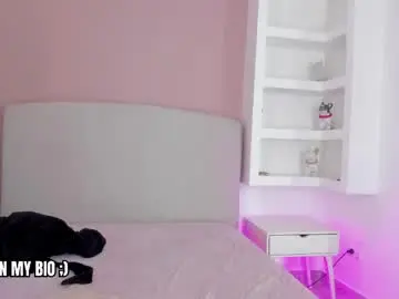 Nathalyn05  live sex cam