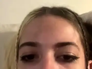 Punksnotdeadalu  live sex cam
