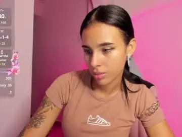 Summer_09  live sex cam