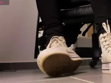 Alma_fenix  live sex cam