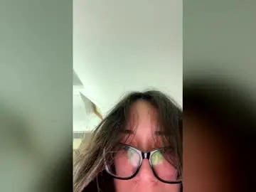 Carollllllllllll  live sex cam