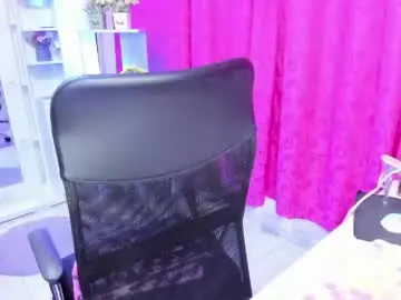Celeste_owen18  live sex cam