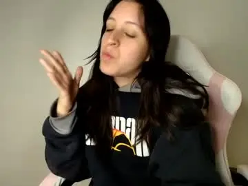 Chanelsexyy  live sex cam