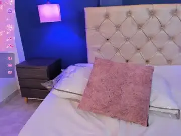 Dulceekitten  live sex cam