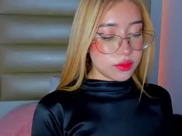 Hellen__smith_  live sex cam