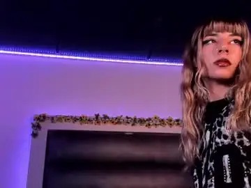 Hellen__smith_  live sex cam
